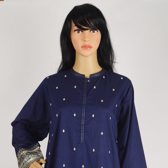 2 Pc Embroidered Cambric Outfit, Pakistani Women Dress - Picture 1 of 6